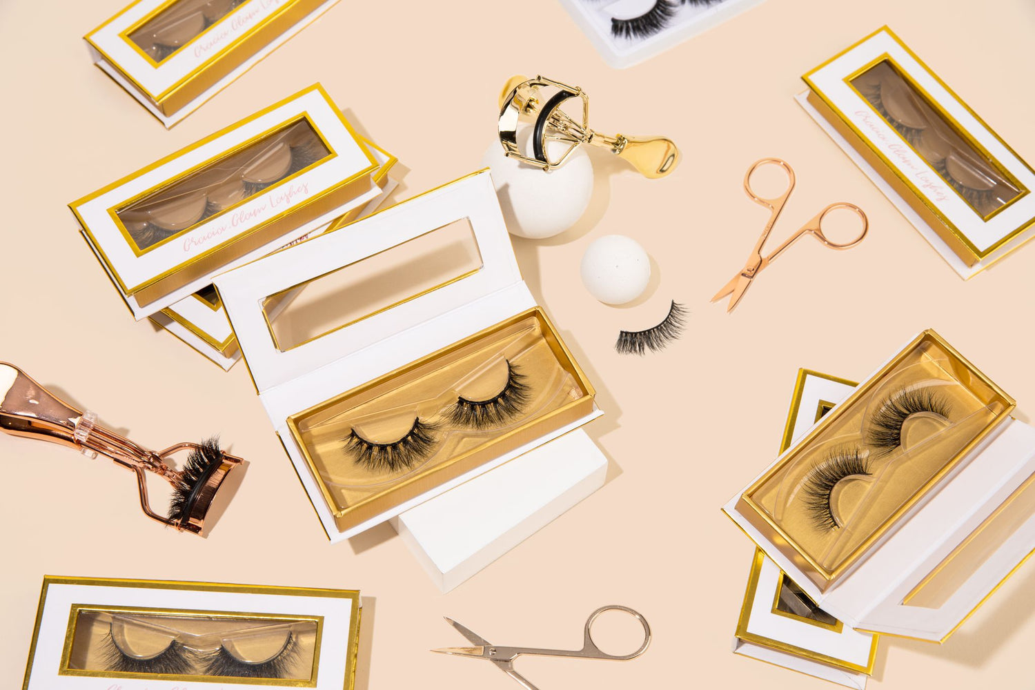 Lash & Brow Scissors Gold – Garcia Glam Beauty